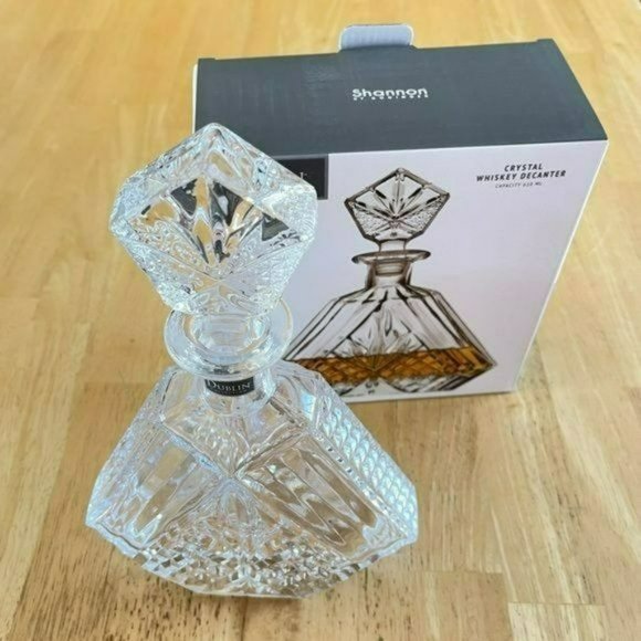 Dublin Collection Triangular Crystal Wine Whiskey Liquor Decanter 610ml - Picture 10 of 16